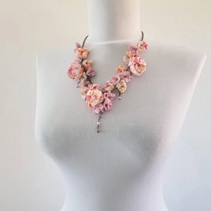 Colier floral - bijuterii - coliere - coliere statement - Artynos.ro