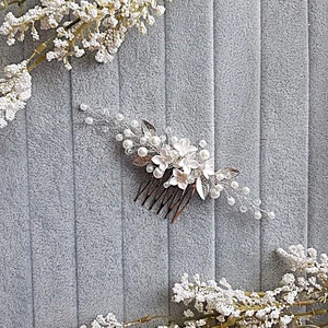 Pieptan mireasa floral - accesorii nuntă - ornamente de păr de nuntă - accesorii păr nuntă - Artynos.ro