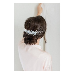 ADORA - Accesoriu de par pentru mirese - accesorii nuntă - ornamente de păr de nuntă - accesorii păr nuntă - Artynos.ro