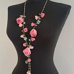 Colier floral lung Blossom - bijuterii - coliere - coliere cu multiple șiruri - Artynos.ro