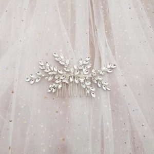 ELISSA - Pieptan mireasa de LUX, cu cristale - accesorii nuntă - ornamente de păr de nuntă - accesorii păr nuntă - Artynos.ro