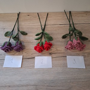 Trandafiri croșetați -  - Artynos.ro