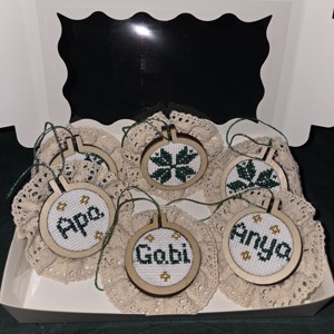 Set de ornamente pentru pomul de Crăciun -  - Artynos.ro