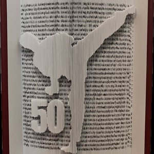 Sculptura de carte taekwand personalizata, Casa & Stil de viata, Accesorii pentru decorat casa, Decoratiuni de masa si decoratiuni pentru rafturi , Sculptura de carte, carte pliata, , ARTYNOS