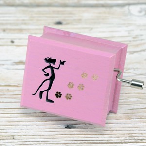 Pink Panther cutie muzicală  - casă & stil de viață - accesorii pentru decorat casa - decorațiuni de masă și decorațiuni pentru rafturi  - cutii muzicale - Artynos.ro