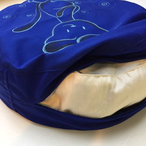 Pernă de scaun pentru copii cu model de pisicuță. - casă & stil de viață - textile de casă - perne de scaun, huse - Artynos.ro