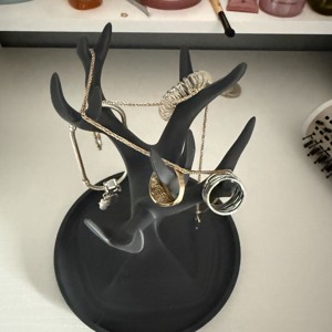  Suport pentru bijuterii din lemn de cerb � un decor superb! -  - Artynos.ro