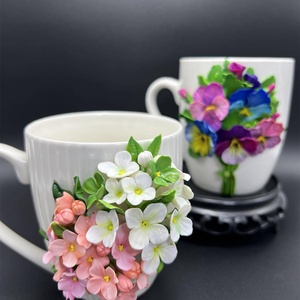 Cana cafea/ceai cu flori de liliac alb si roz - accesorii locuință - accesorii pentru echipamente de bucătărie - accesorii de servire - căni - Artynos.ro