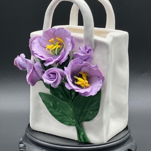 Vaza-gentuță cu lisianthus din lut polimeric - casă & stil de viață - accesorii pentru decorat casa - suport de flori - vaze - Artynos.ro