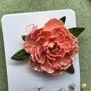 Martisor bujori din lut polimeric    - bijuterii - broșe - Artynos.ro