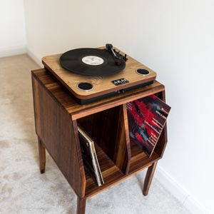 Pick-up stand - casă & stil de viață - mobilier artizanal - alt mobilier - Artynos.ro