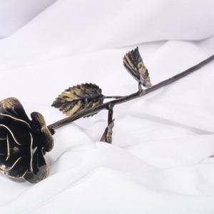  Trandafir din fier forjat - aur antic - Artynos.ro