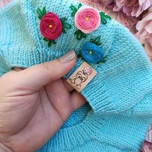 Bereta tricotată manual , Îmbrăcăminte și modă, Eșarfe, pălării, fularuri, Căciulă, Broderie, Împletitură, ARTYNOS