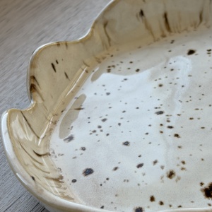 Platou de servire , Casa & Stil de viata, Echipamente de bucatarie, Accesorii de servire, Boluri si farfurii, Ceramica, ARTYNOS