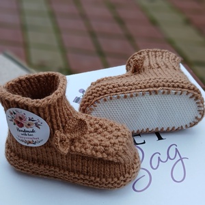 Botosei 8-12 luni  talpa antiderapanta - îmbrăcăminte și modă - haine bebeluși și copii - pantofi bebeluși - Artynos.ro