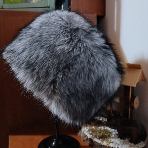 Palarie dama gri - Artynos.ro