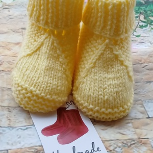 Baby booties � #babylove #bebekgiyim - Artynos.ro
