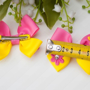 Clemă de păr cu fundă - Roz/galben - îmbrăcăminte și modă - accesorii păr - clemă de păr și ac de păr - Artynos.ro