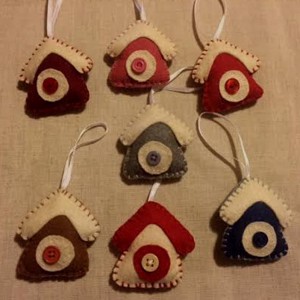 Case din pâslă de Crăciun -  - Artynos.ro