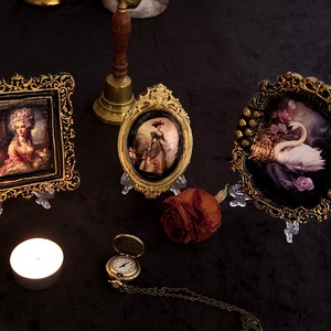 Set rame foto victoriene - model unic, Casa & Stil de viata, Decoratiuni de casa, Decoratiuni de masa si rafturi, Decoratiuni de masa, Ceramica, Aceste rame foto victoriene lucrate manual par desprinse dintr-o poveste veche, unde timpul curge m..., ARTYNOS