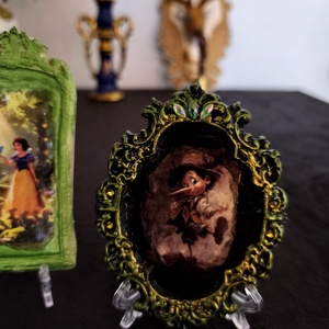 Albă ca Zăpada și Pinocchio  - casă & stil de viață - decorațiuni de casă - decorațiuni de masă și rafturi - decorațiuni de masă - Artynos.ro