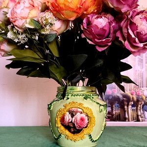 Vaza pentru flori victoriana , Casa & Stil de viata, Decoratiuni de casa, Accesorii florale, Vaze, Ceramica, ARTYNOS