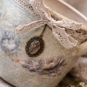 Suport decorativ vintage romantic handmade � piesă unicat - casă & stil de viață - echipamente de bucătărie - decor de bucătărie - magneți de frigider - Artynos.ro