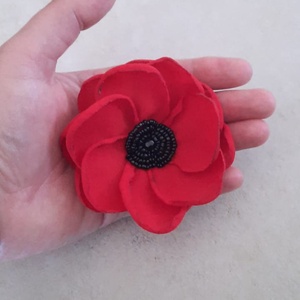 Broșă/agrafă Crimson Poppy - bijuterii - broșe - Artynos.ro