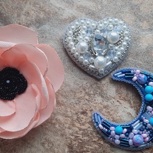 White Pearl and Silver Crystal Heart Brooch  - bijuterii - broșe - Artynos.ro
