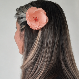 Brosa/agrafa "Peach Blossom", Bijuterii, Brose, Aranjament de flori, Cusatura, Adauga o nota de prospetime, romantism si feminitate tinutelor tale cu acest accesoriu unicat, real..., ARTYNOS