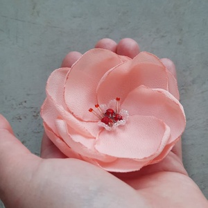 Broșă/agrafă Peach Blossom - bijuterii - broșe - Artynos.ro