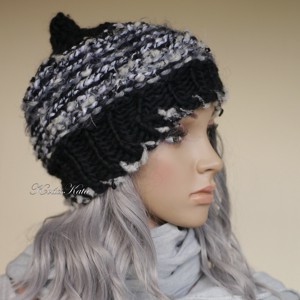 LUCA-SAPI / negru și alb - Șapcă boemă din lână tricotată manual - îmbrăcăminte și modă - eșarfe, pălării, fularuri - căciulă - Artynos.ro