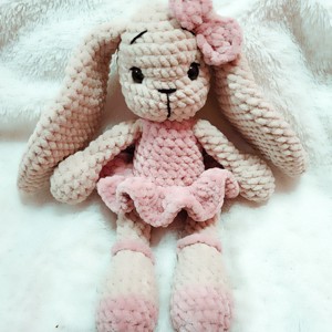 Iepuraș croșetat amigurumi -  - Artynos.ro