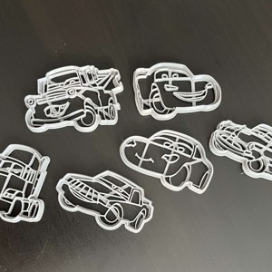 Set de forme pentru prăjituri/plastilină Cars� � Figurine Lightning McQueen și Cars� � Imprimate 3D -  - Artynos.ro