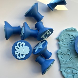 Set de ștampile și forme de prăjituri Animale marine din plastilină � balenă, caracatiță - jucării și echipamente pentru copii - puzzle, jocuri puzzle - puzzle cu forme - Artynos.ro