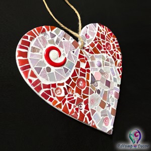 Mozaic în formă de inimă pentru decorarea peretelui/ ușii - roșu/ roz -  - Artynos.ro