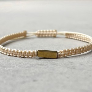 Brățară minerală macramé minimalistă din hematit -  - Artynos.ro