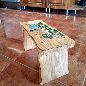 Taburet din lemn cu model Little Blind Man - casă & stil de viață - echipament pentru camera copiilor - scaun pentru copii, taburet - Artynos.ro