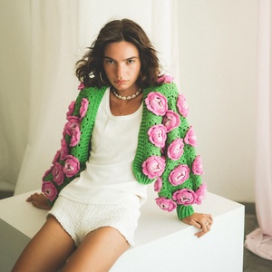 Cardigan rose - îmbrăcăminte și modă - haine damă - hanorace, cardigane - Artynos.ro