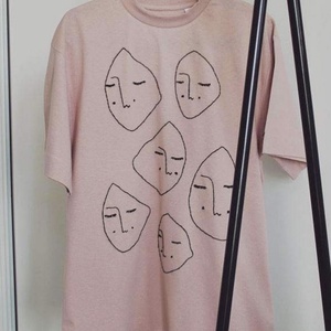 Tricou unisex brodat manual - îmbrăcăminte și modă - haine damă - tricou și top de damă - Artynos.ro