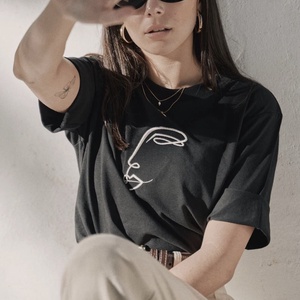 Tricou unisex brodat manual - îmbrăcăminte și modă - haine damă - tricou și top de damă - Artynos.ro