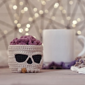 Breloc crosetat Skull - geantă și husă - accesorii genți - breloc - Artynos.ro