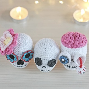 Breloc crosetat Skull - geantă și husă - accesorii genți - breloc - Artynos.ro