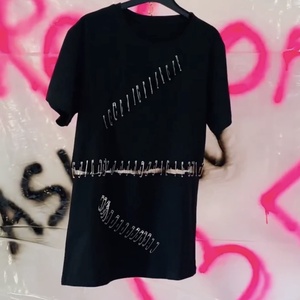 Tricou unisex cu lanturi - îmbrăcăminte și modă - haine damă - tricou și top de damă - Artynos.ro