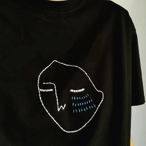Tricou unisex brodat manual - îmbrăcăminte și modă - haine damă - tricou și top de damă - Artynos.ro
