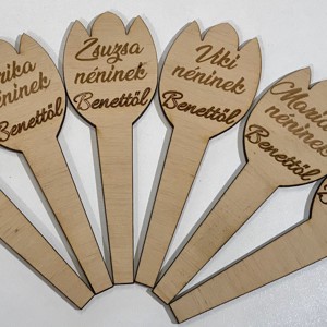 Cadou cu nume în formă de lalea -  - Artynos.ro Cadou cu nume în formă de lalea -  - Artynos.ro