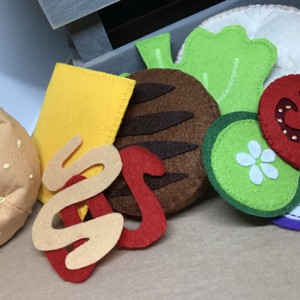 Set pentru fabricarea hamburgerului -  - Artynos.ro