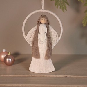 Macrame înger decor de perete - înger lung alb îmbrăcat cu aripi pe un cerc macrame - crăciun - decorațiuni de crăciun de casă - Artynos.ro