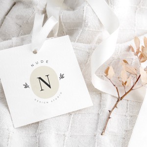 Design logo personalizat, logo magazin fabulos, design logo minimal -  - Artynos.ro