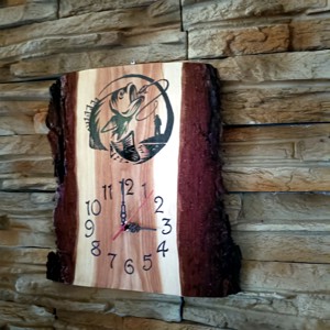Ceas de perete Redwood pentru pescari -  - Artynos.ro